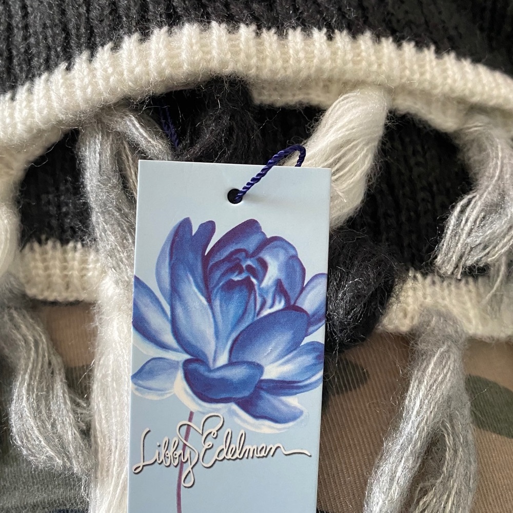 Infinity Scarf - Picture 4 of 4